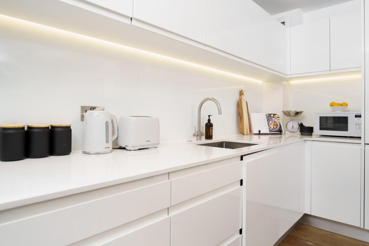 Ferienwohnung Aircon 2 Bedr, 3 Beds, 2 Bath Covent Garden, Subway London Exterior foto