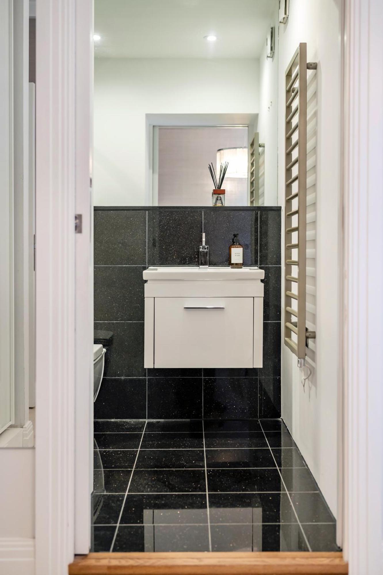 Ferienwohnung Aircon 2 Bedr, 3 Beds, 2 Bath Covent Garden, Subway London Exterior foto