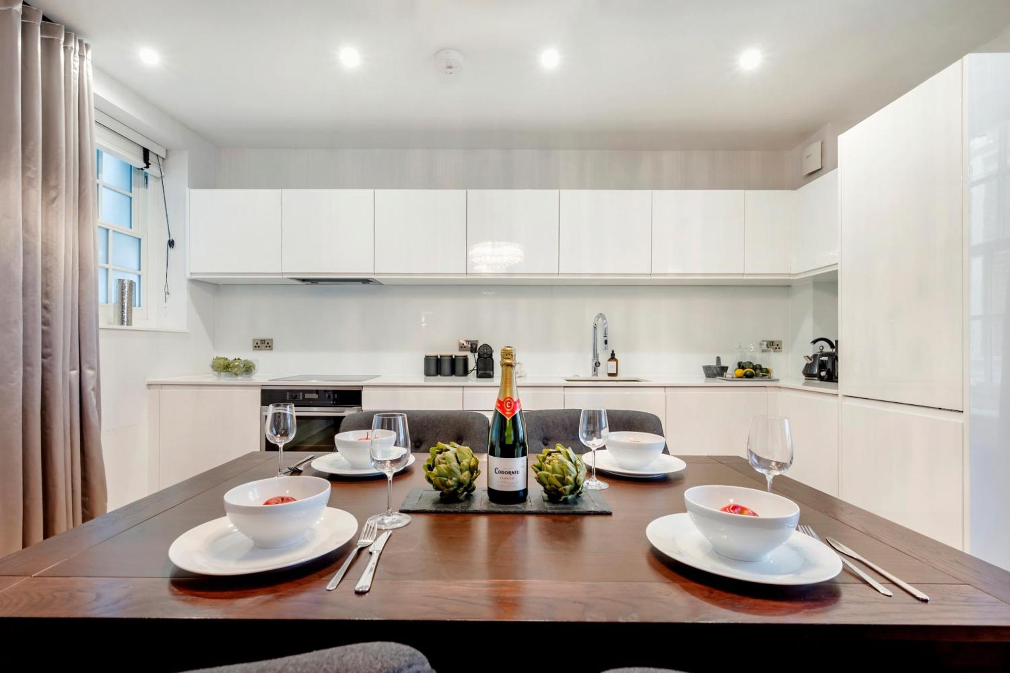 Ferienwohnung Aircon 2 Bedr, 3 Beds, 2 Bath Covent Garden, Subway London Exterior foto