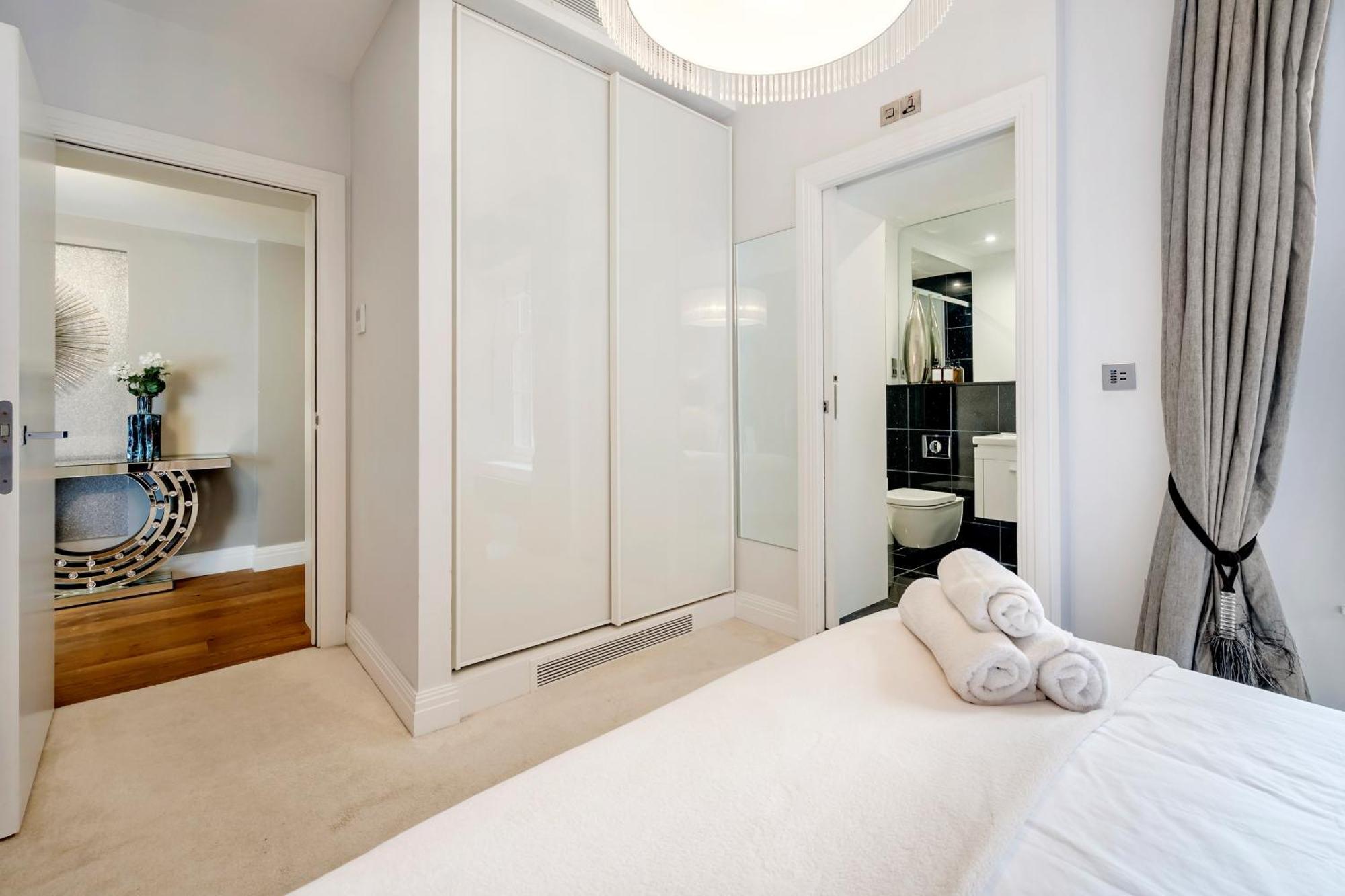 Ferienwohnung Aircon 2 Bedr, 3 Beds, 2 Bath Covent Garden, Subway London Exterior foto